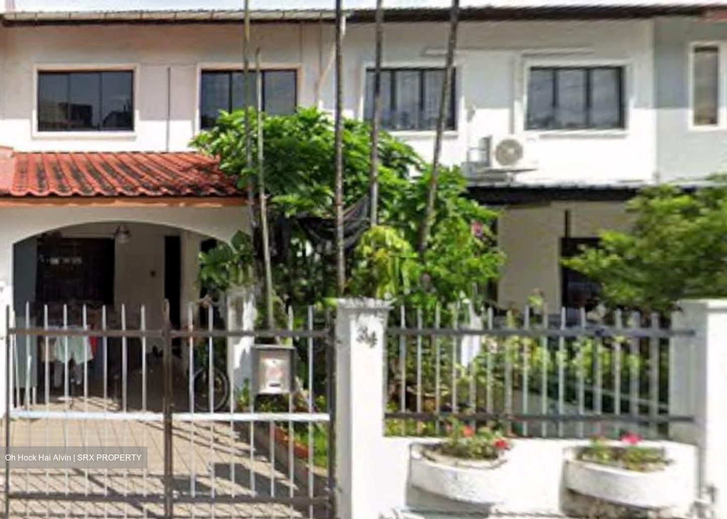 Paya Lebar Gardens (D19), Terrace #567987671